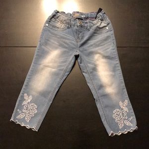 Lee girls light wash Capri jeans size 8 like new